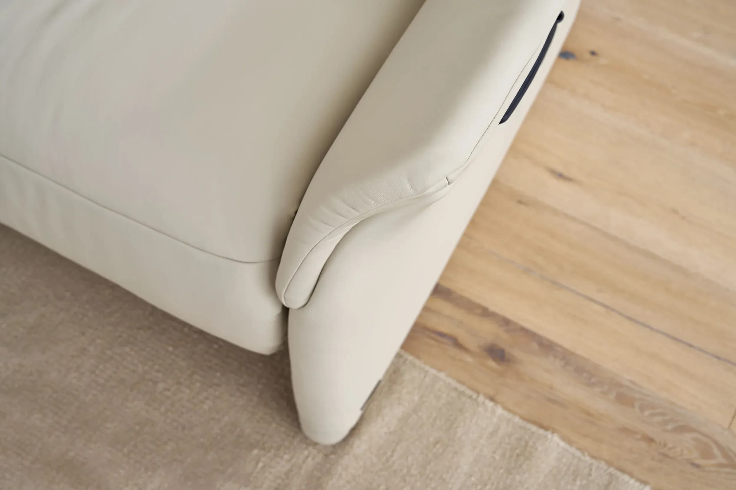 Sofa - 3-Sitzer, Relaxfunktion motorisch, Leder, Beige