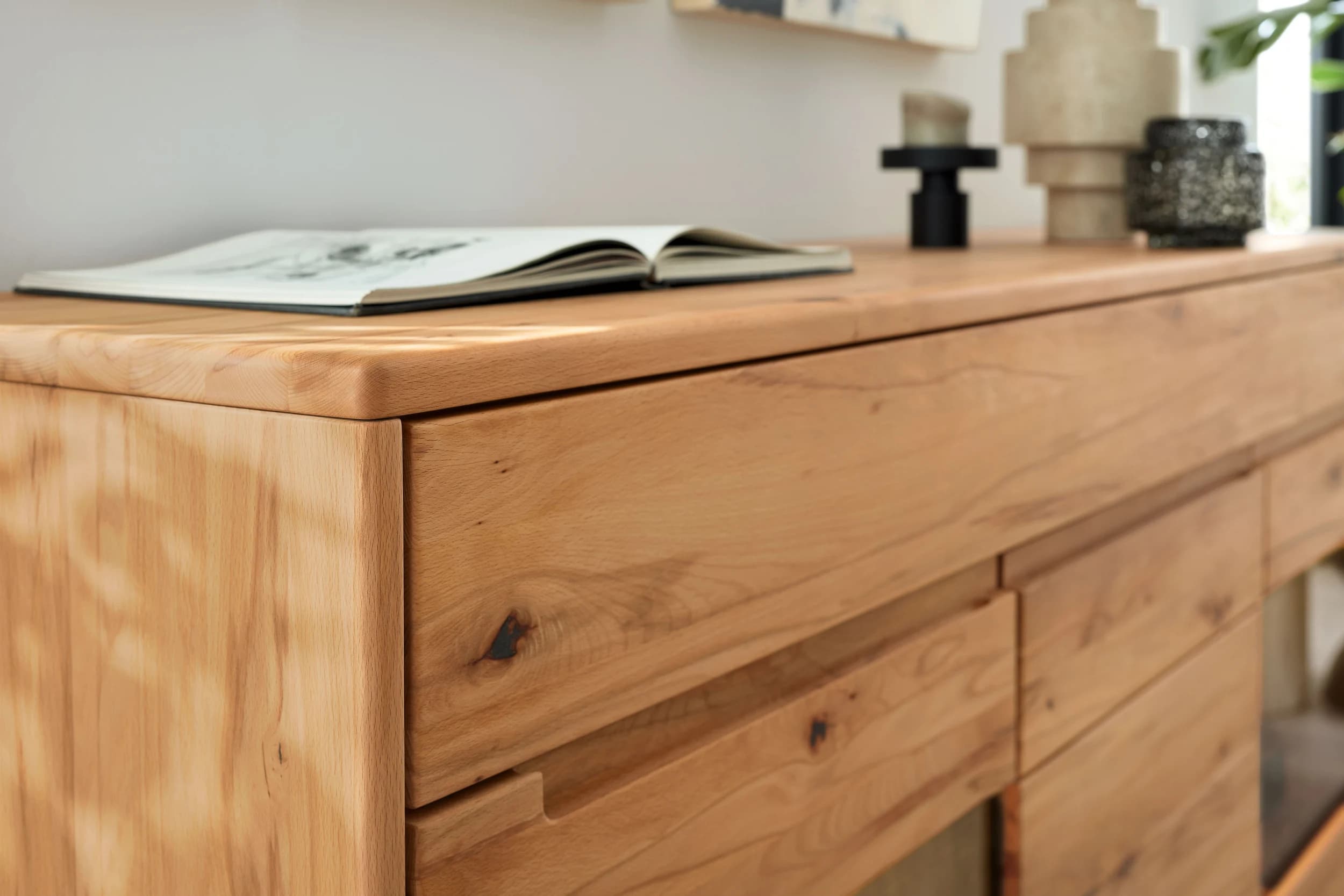 Sideboard - Astbuche massiv