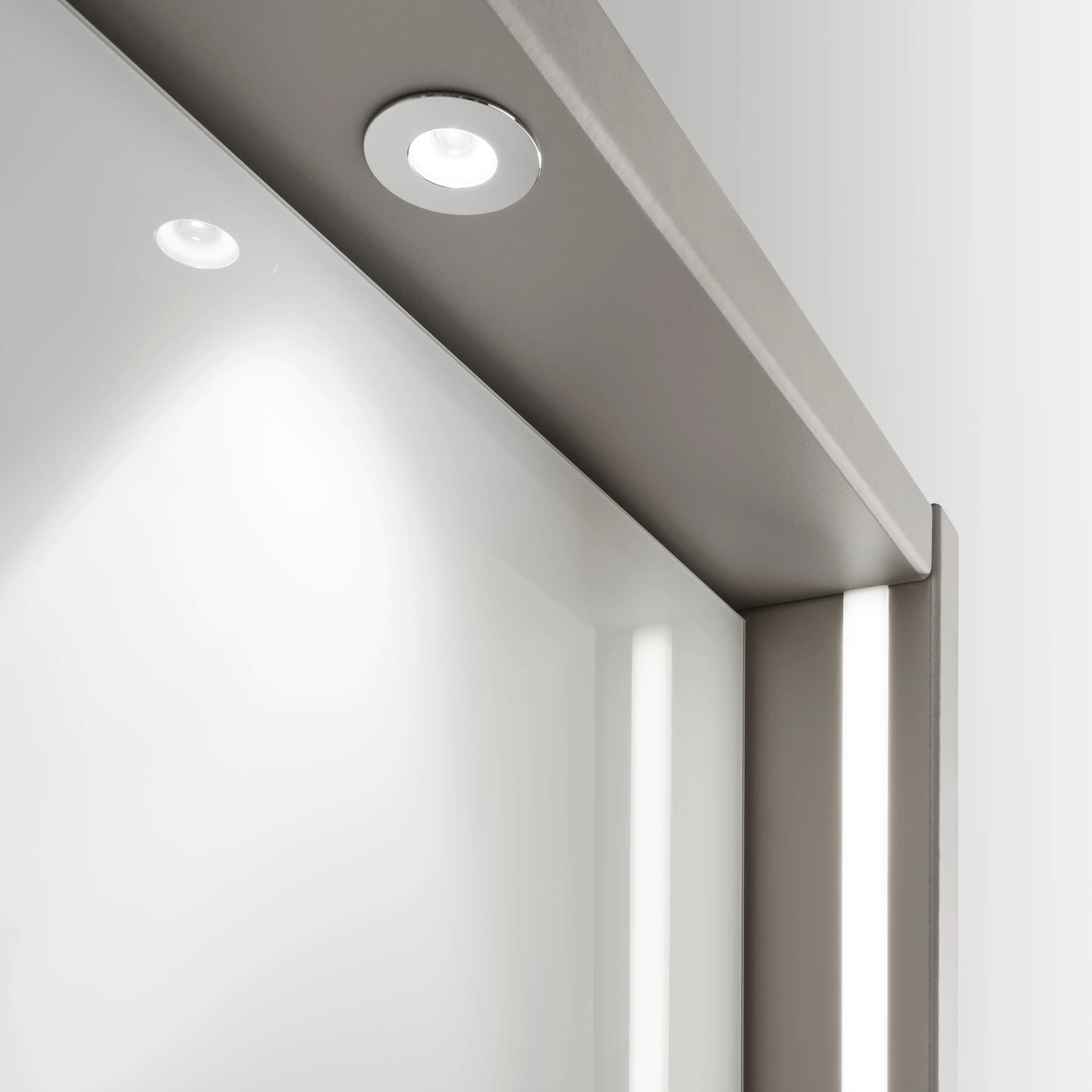 Drehtürenschrank Marbella - B. ca. 302cm, Korpus, Front Glas, Weiß