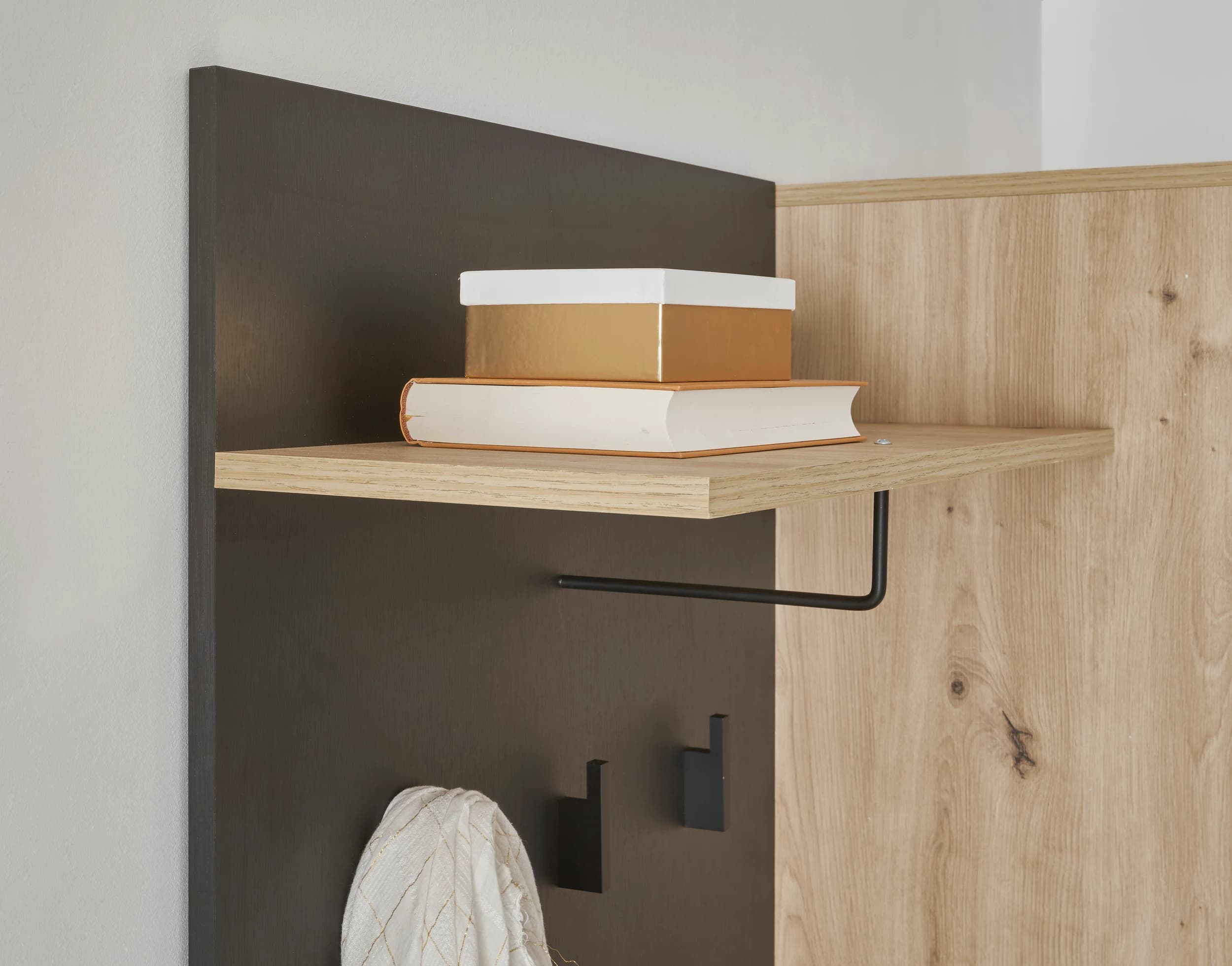 Kompaktgarderobe- Eiche Dekor, Schwarz
