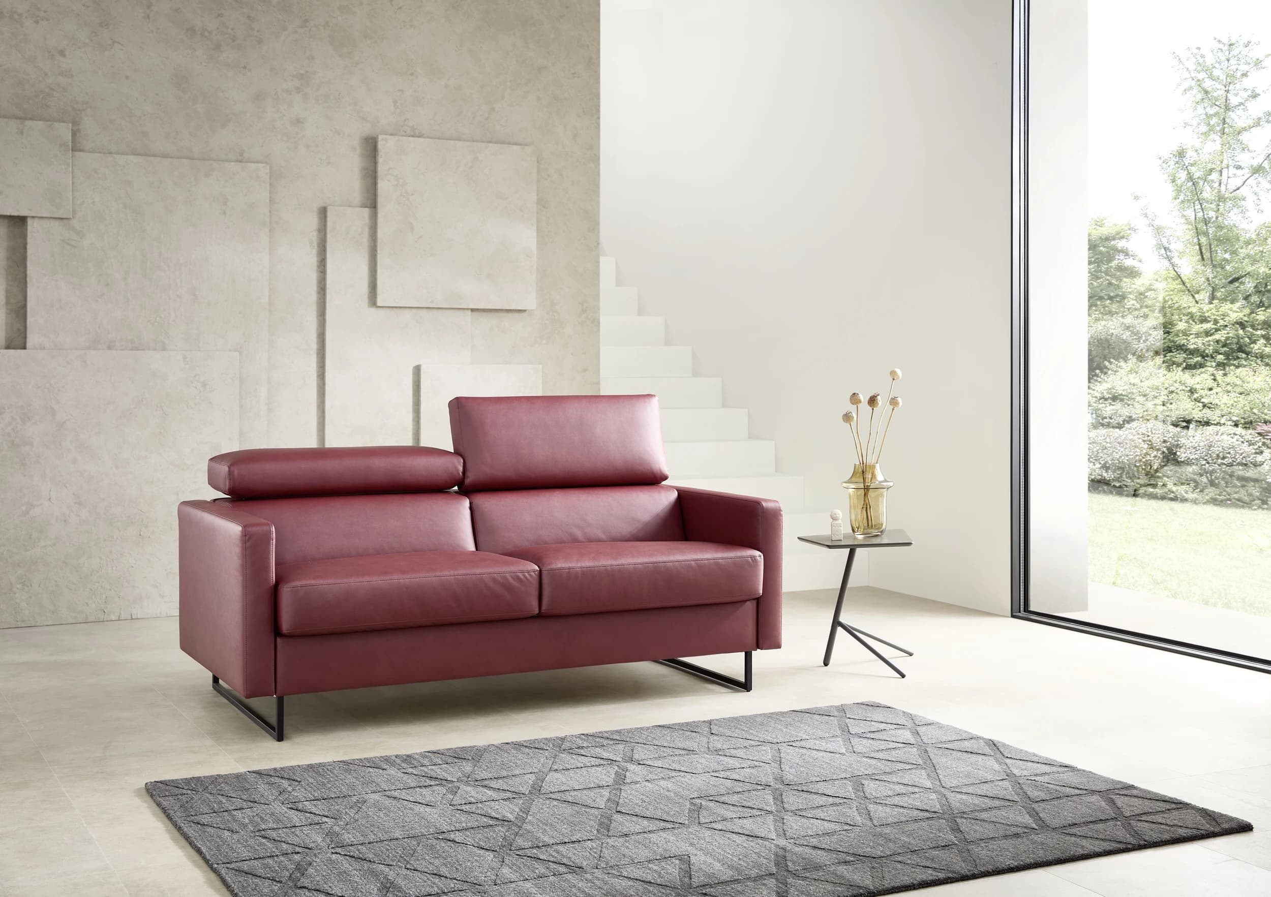 Sofa 2-Sitzer - Schlaffunktion/Kopfteil verstellbar, Stoff, Bordeaux