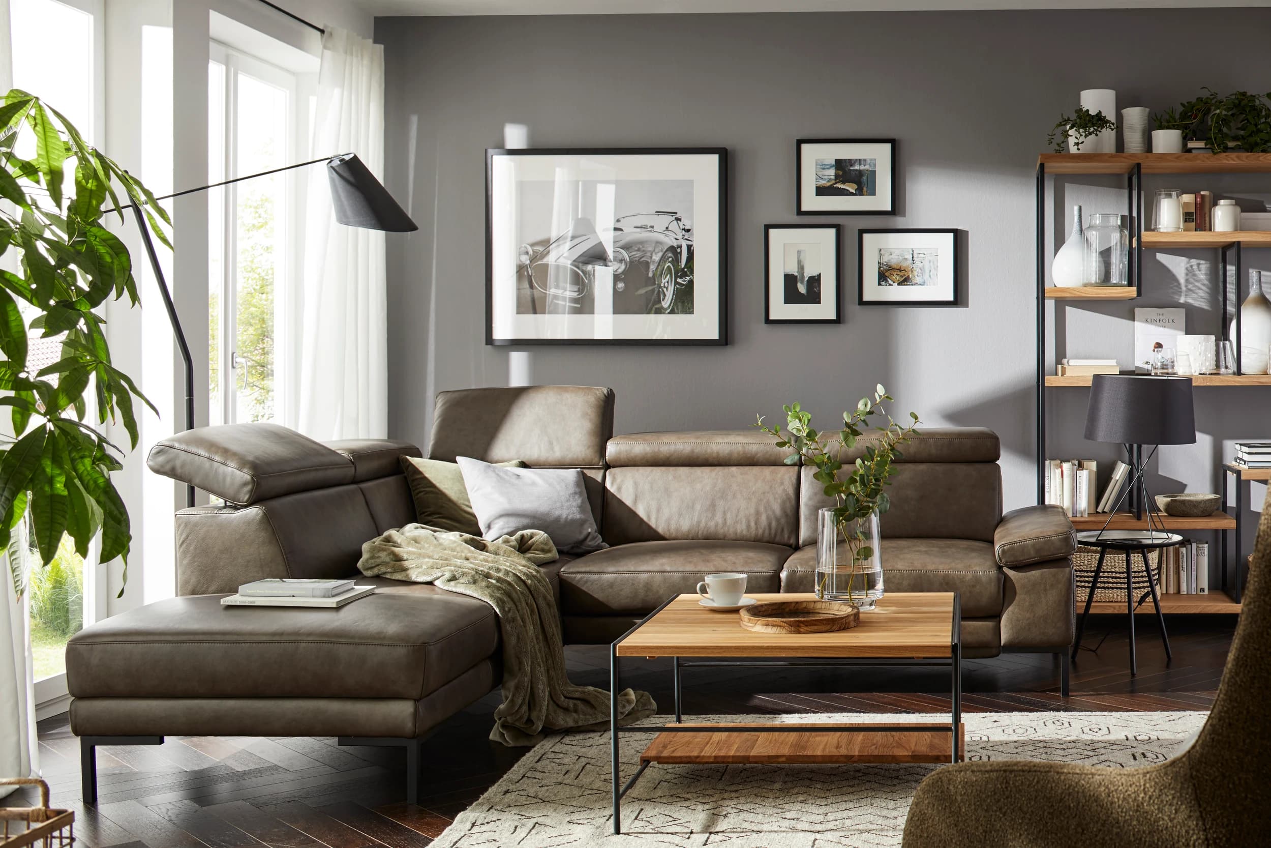Ecksofa Hudson - Ecke links mit 2,5-Sitzer inkl. Kopfteil/Armlehne verstellbar und Sitzvorzug/Relaxfunktion (motorisch), Leder, Braungrün