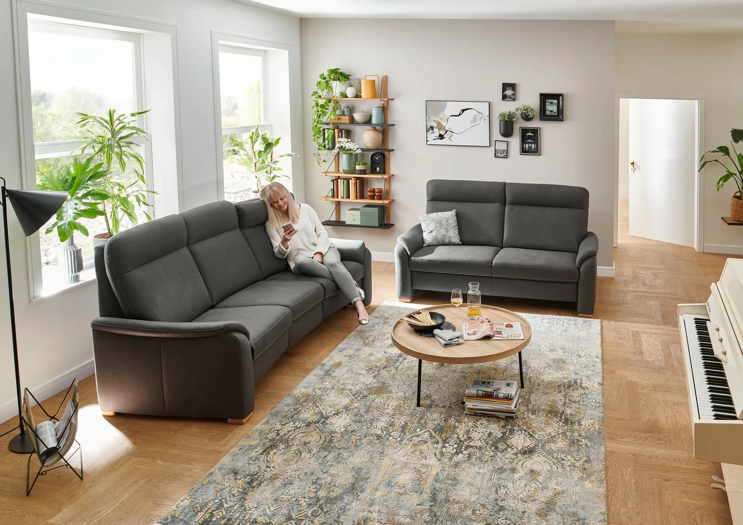 Trapezsofa - 2-Sitzer, Kopfteil verstellbar Stoff, Anthrazit