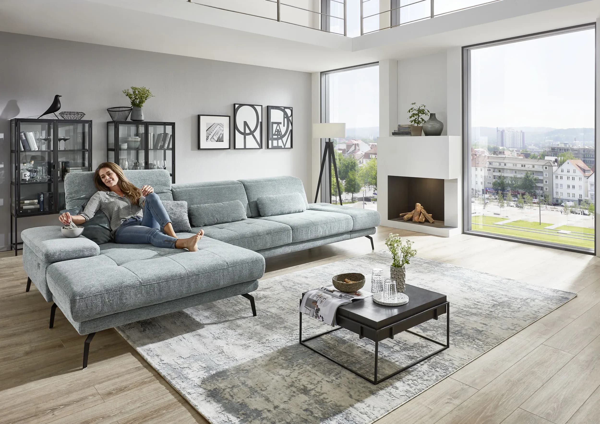 Ecksofa - Longchair links mit 3-Sitzer, Kopfteil verstellbar, Stoff, Hellblau