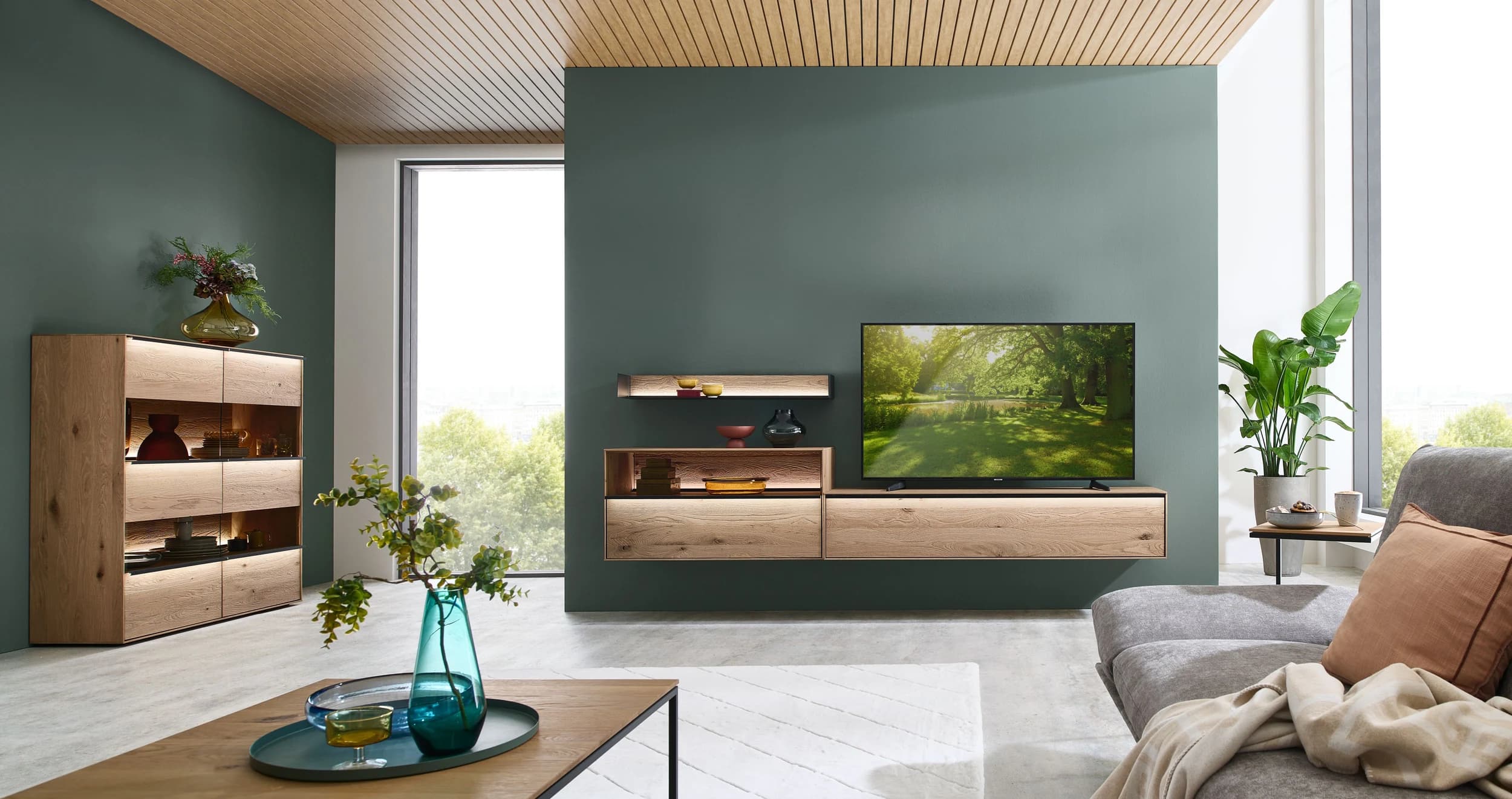 Highboard - mit Beleuchtung, Kerneiche Natur massiv