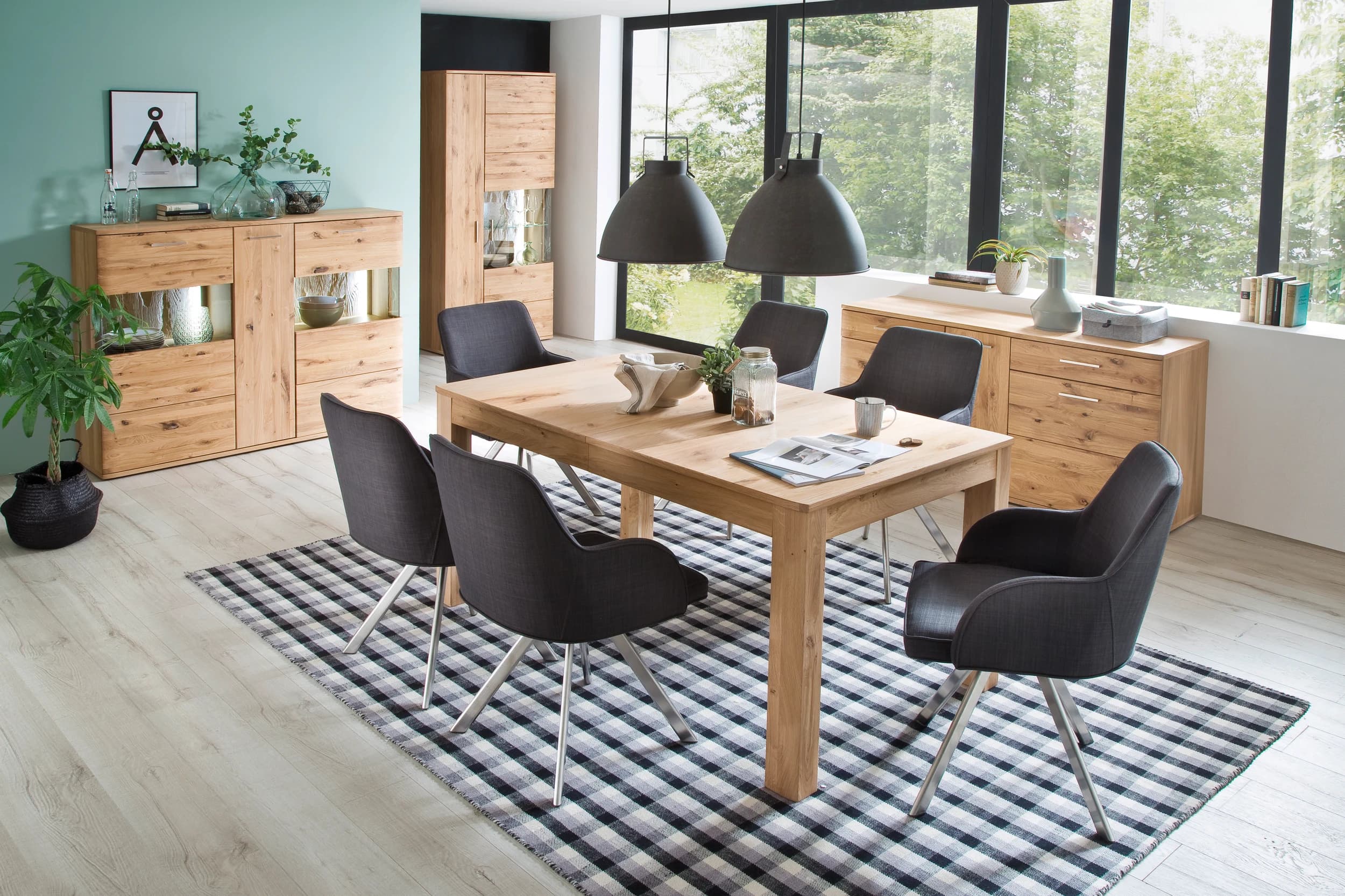 Highboard - mit Beleuchtung, Eiche teilmassiv