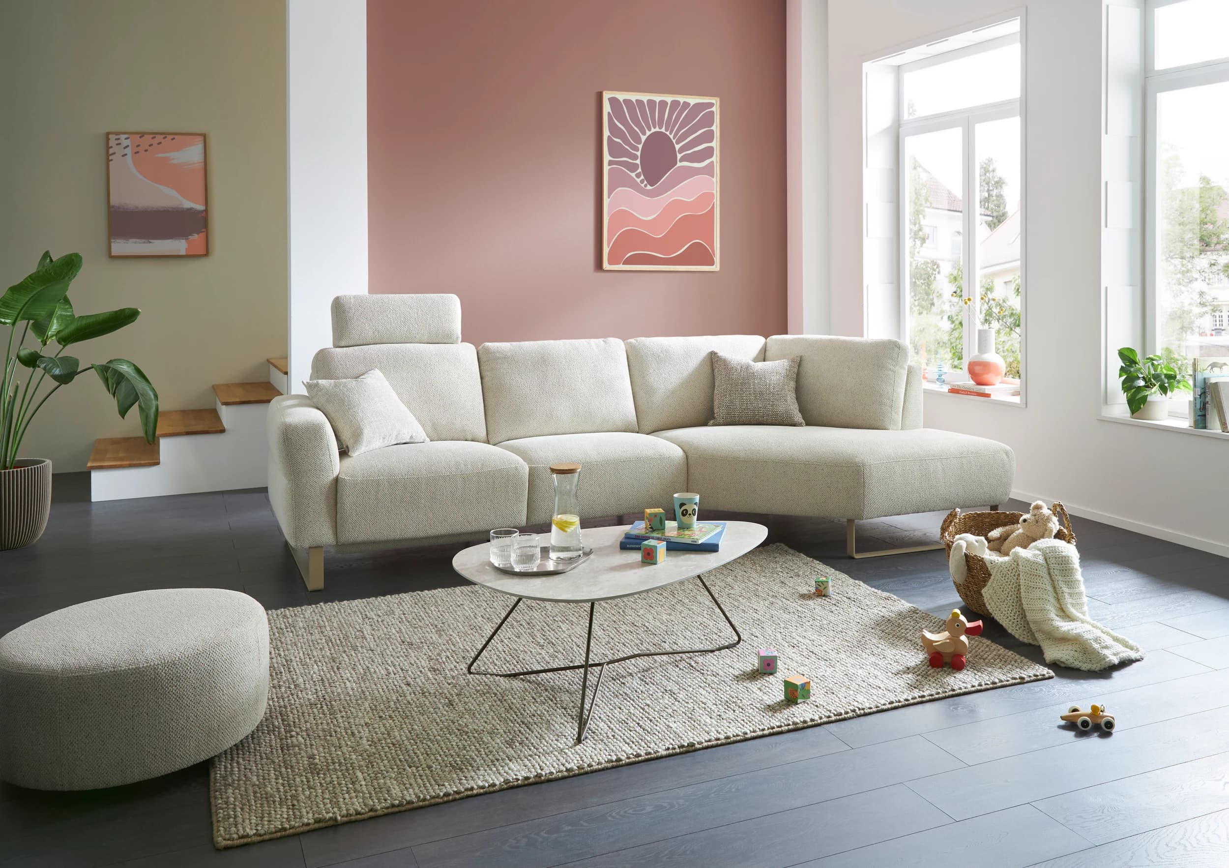 Ecksofa Leona - 2,5-Sitzer mit Ecke rechts inkl. Relaxfunktion motorisch, Stoff, Creme 