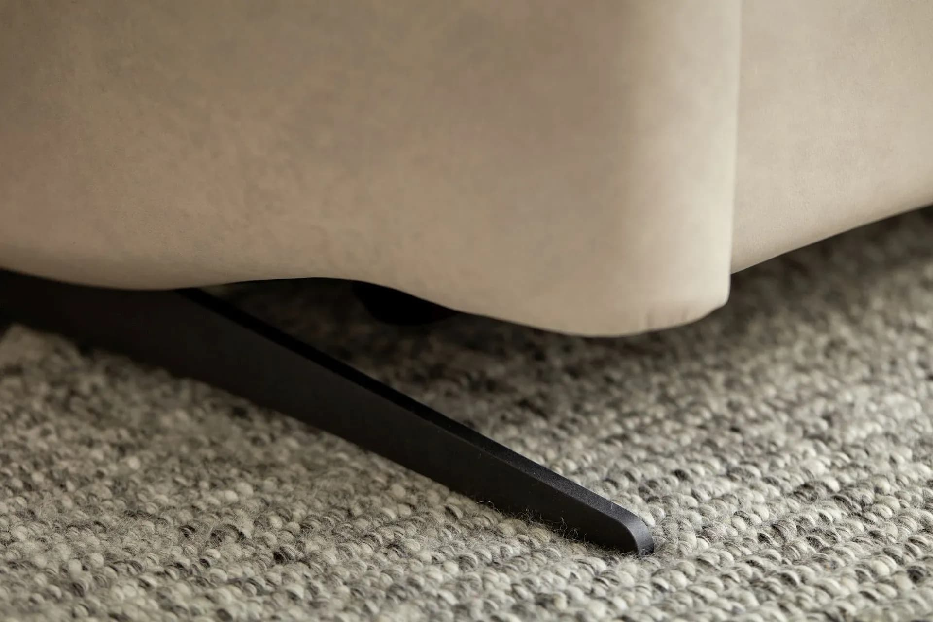 Ecksofa - 2-Sitzer mit Ecke rechts, Rücken hochklappbar motorisch, Armlehne vertellbar, Relaxfunktion, Leder, Beige