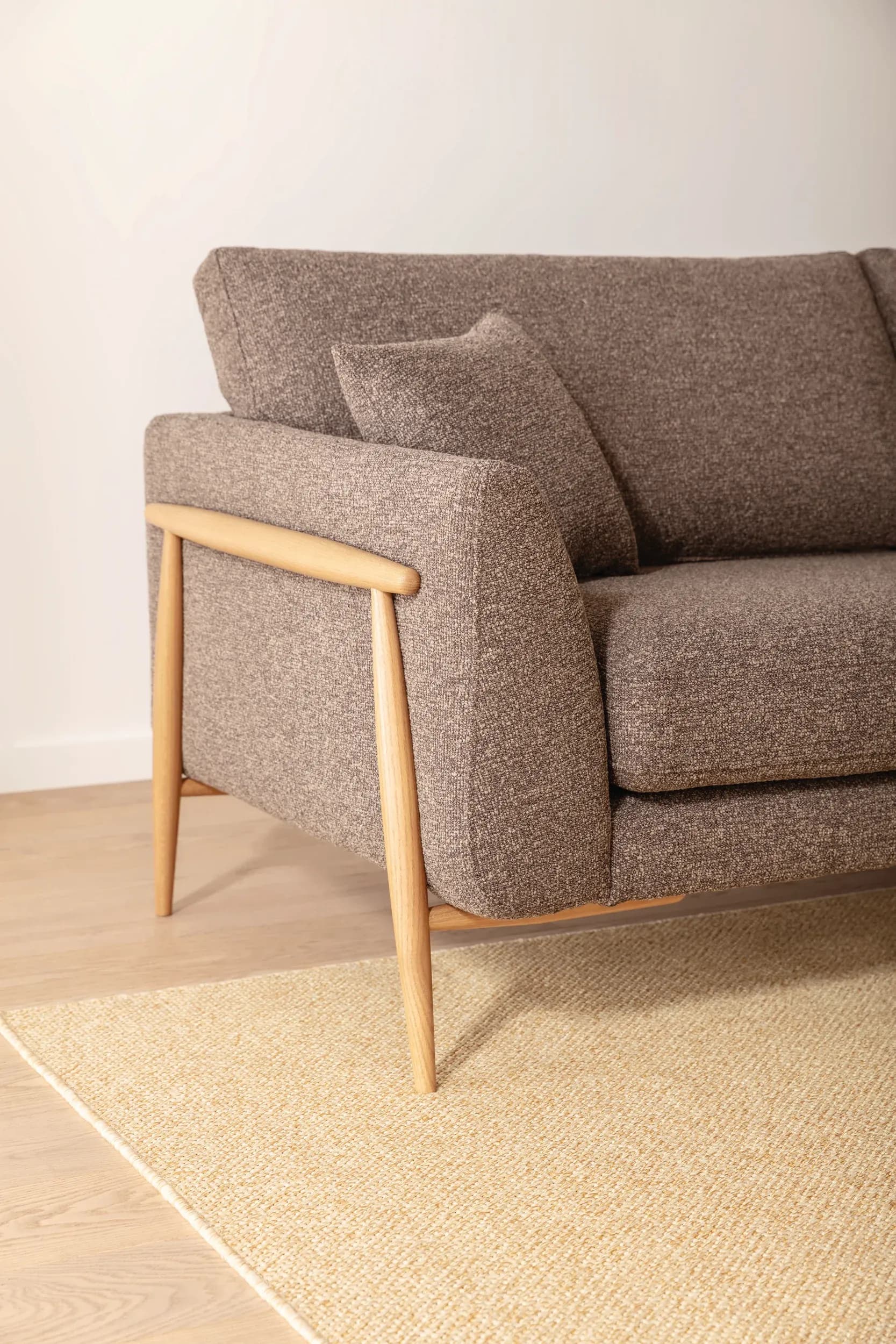 Ecksofa Sutton - 2-Sitzer mit Longchair rechts, Stoff, Sepia
