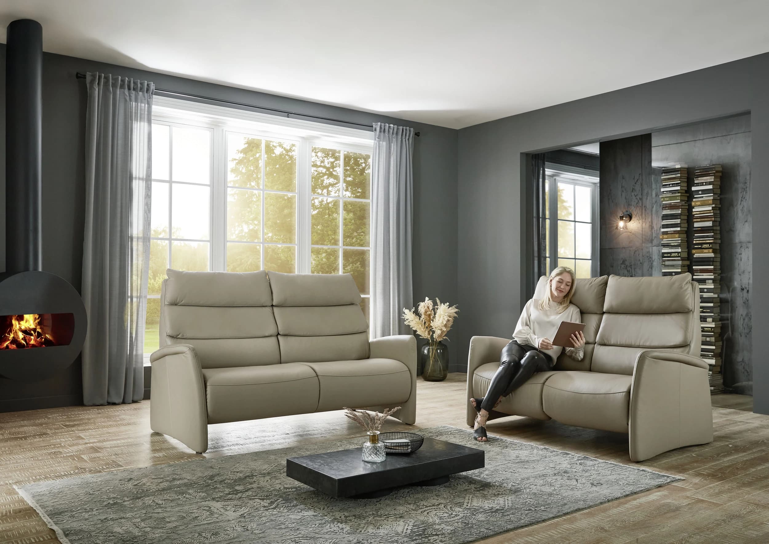 Sofa - 2,5-Sitzer, Kopfteil verstellbar, Leder, Perlmutt,