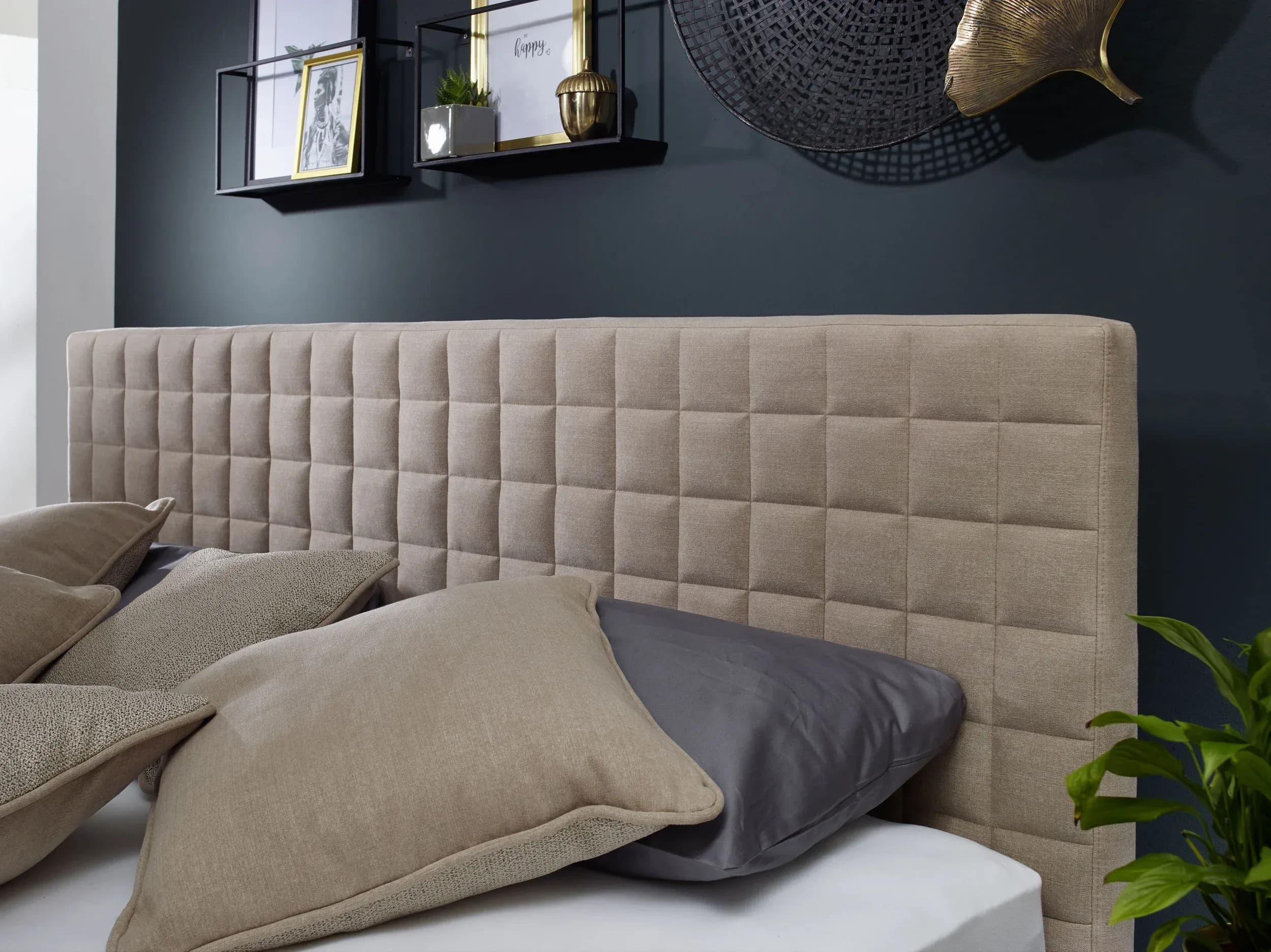 Boxspringbett - Liegefläche ca. 180x200 cm, Stoff, Braun
