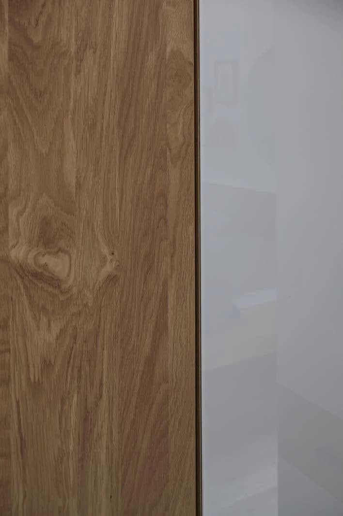 Drehtürenschrank Lenoso - B. ca. 306 cm, Eiche massiv, Glas, Champagner