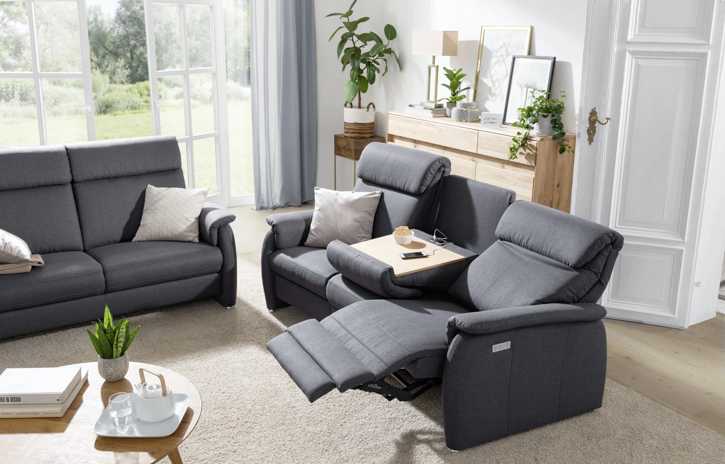 Trapezsofa EM Barcelona - 3-Sitzer, Relaxfunktion (motorisch), Stoff, Anthrazit