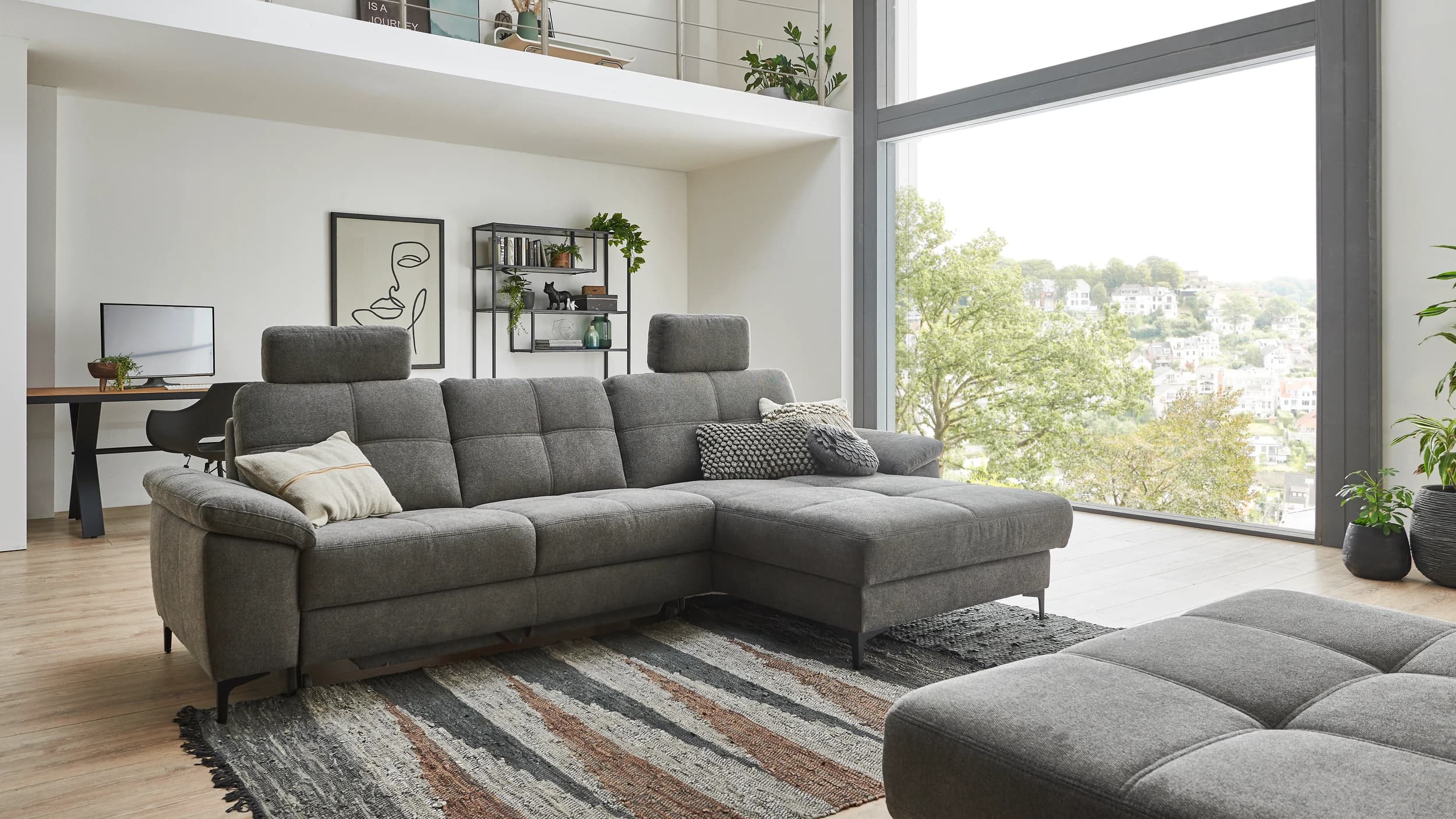 Ecksofa EM Amsterdam - 2,5-Sitzer mit Longchair rechts, Stoff, Eisengrau
