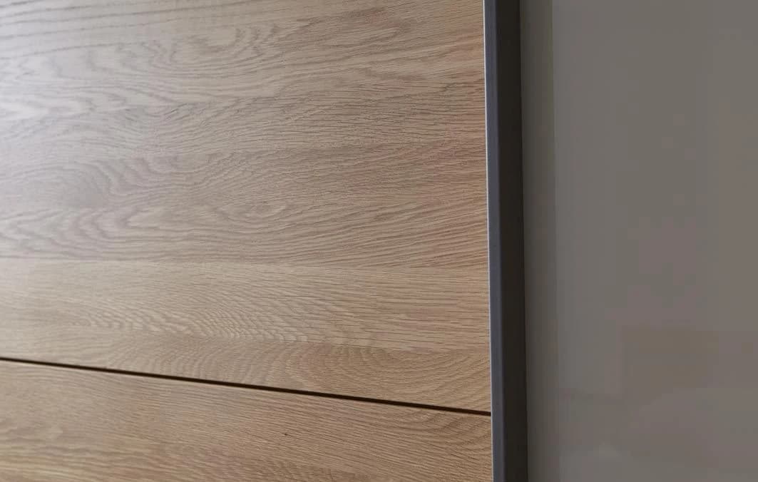Schwebetürenschrank Lenoso -  B. ca. 260 cm, Eiche massiv, Glas, Champagner