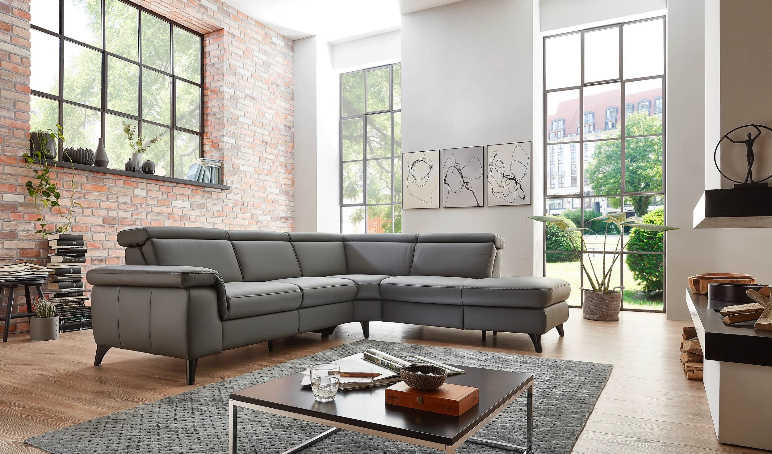 Ecksofa EM Salo - mit Kopfteilverstellung, 2,5-Sitzer mit Ecke rechts, Leder, Anthrazit