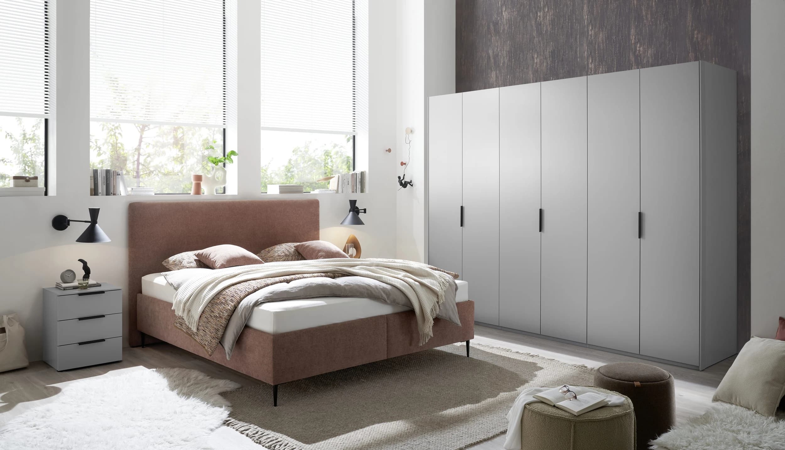 Drehtürenschrank EM Lascala 6-türig - B. ca. 300 cm, seidengrau