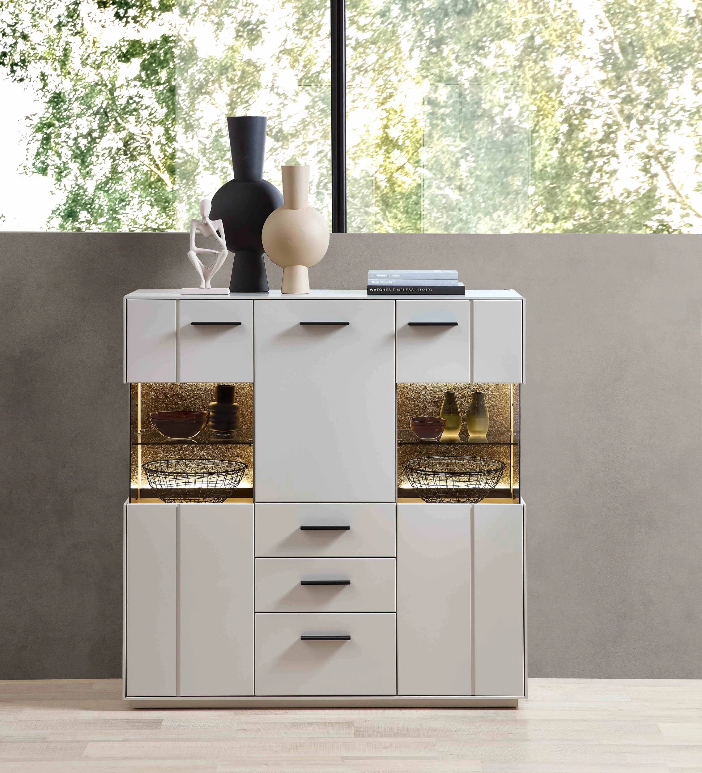 Highboard -  mit Beleuchtung, Creme Lack, Absetzung: Granit Steinfurnier