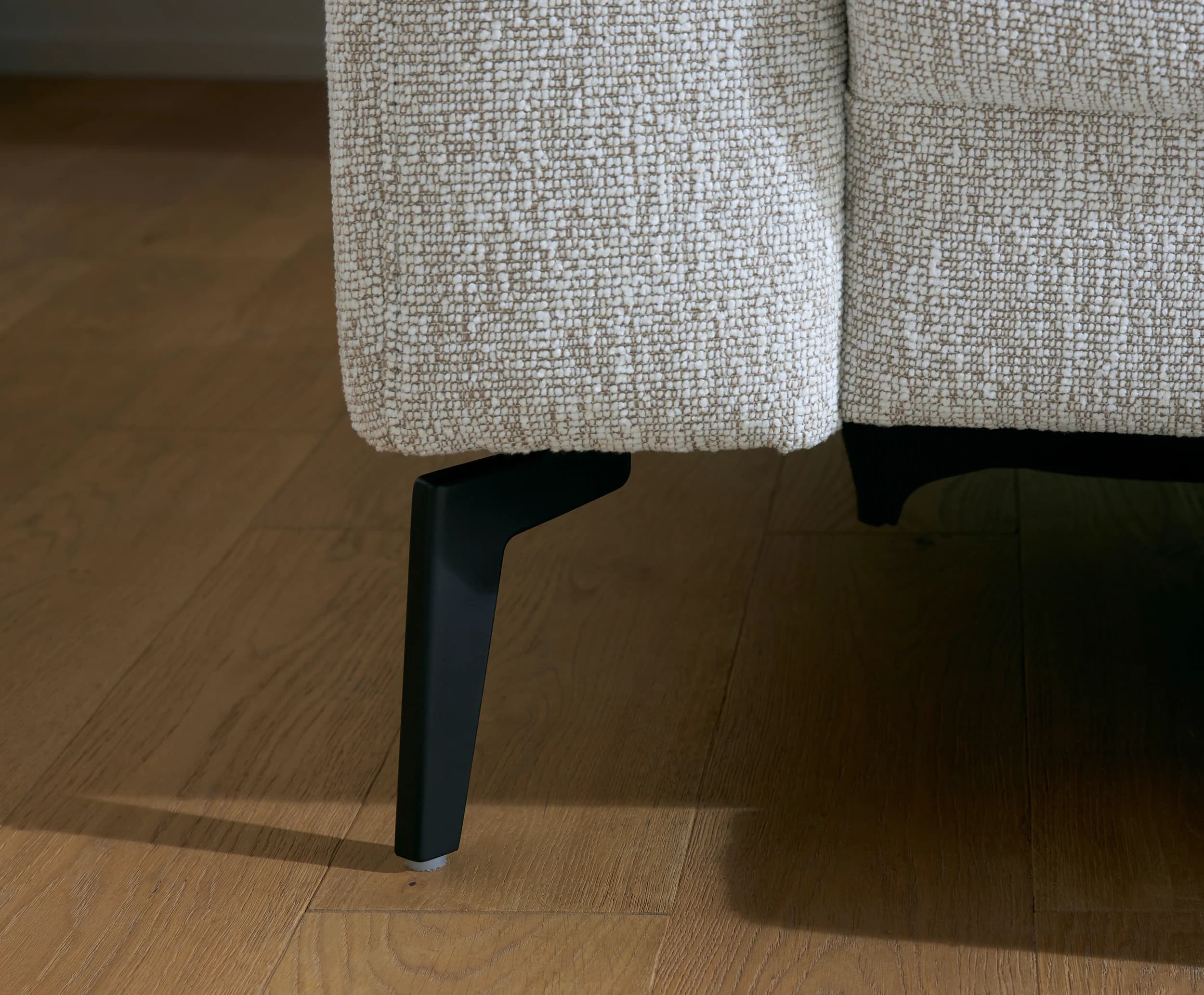 Ecksofa Rafaela 2.0 - 2,5-Sitzer mit Longchair rechts inkl. Sitzvorzug, Kopteilverstellung motorisch und Relaxfunktion motorisch im Longchair, Stoff, Champagner
