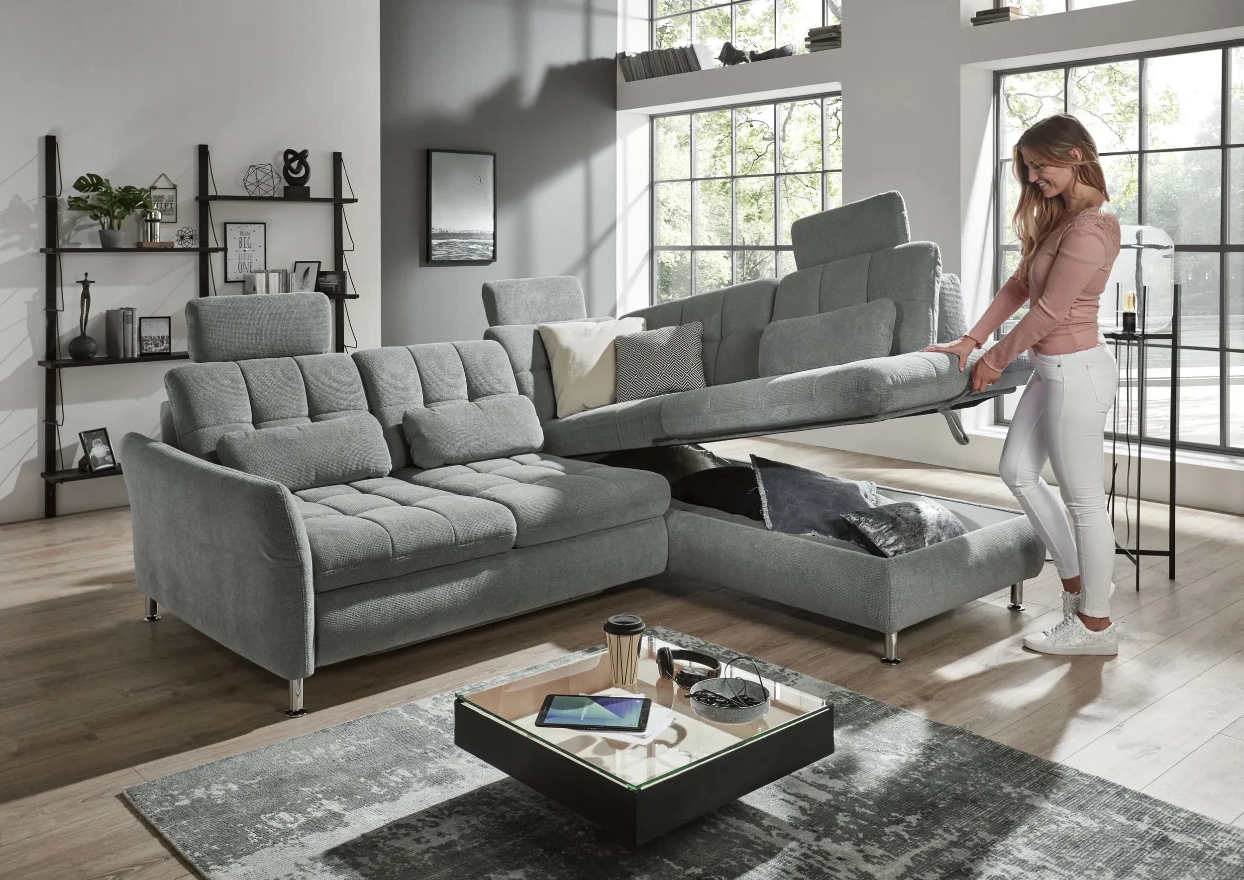 Ecksofa - 2,5-Sitzer mit Ecke rechts, Armlehne/Sitztiefe verstellbar (manuell), Chenilleflachgewebe, Eisengrau