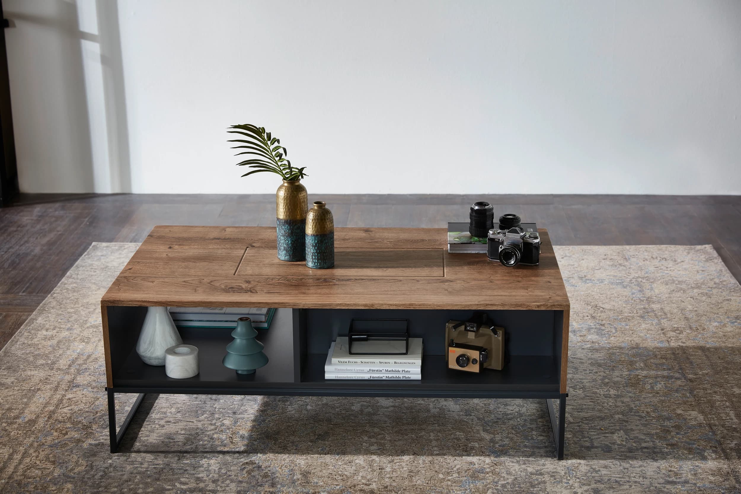 Couchtisch - mit Schubkasten, LBH ca. 115x65x42 cm, Eiche, Metallgestell