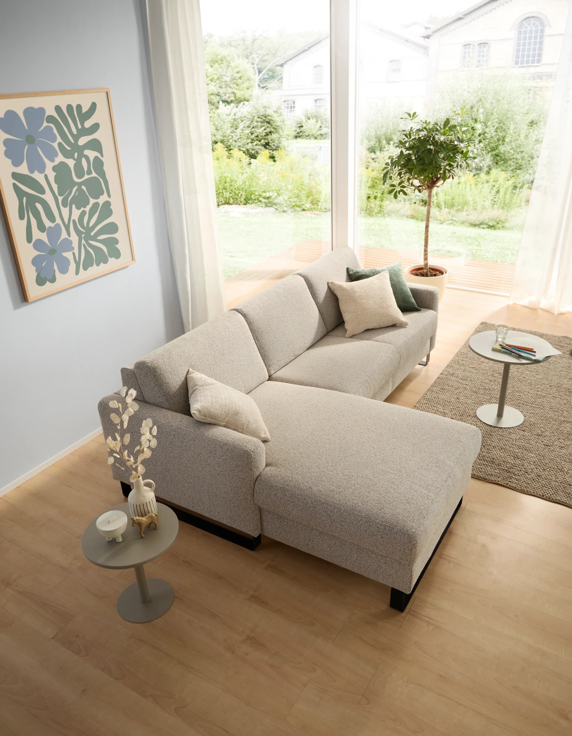 Schlafsofa Laredo - Longchair mit 2-Sitzer rechts inkl. Schlaffunktion mit Bettkasten, Stoff, Graubeige