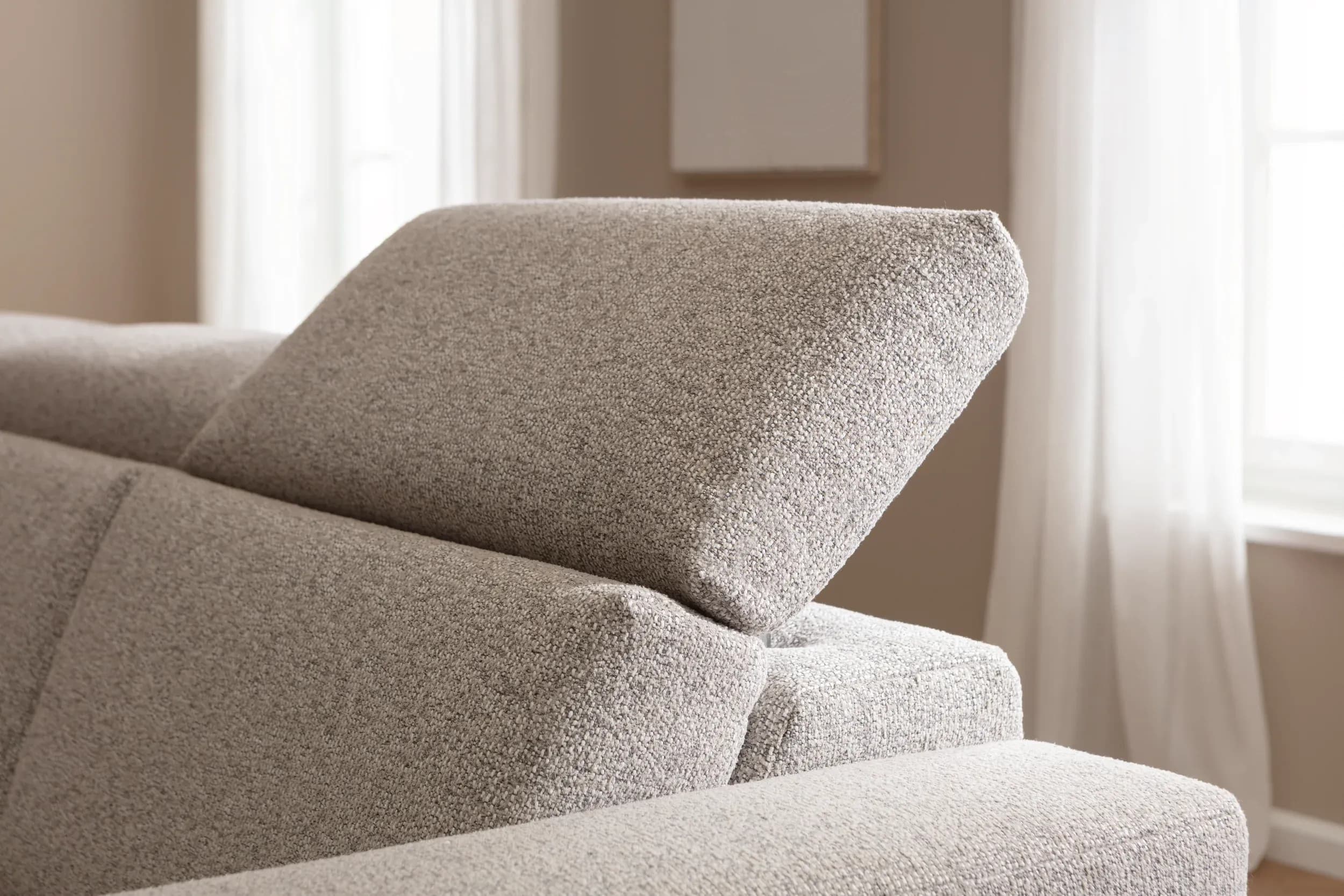 Ecksofa Braska - Loungecke links mit 2,5-Sitzer rechts, inkl. Sitzauszug (motorisch) und Kopfstütze, Stoff, Kaschmir