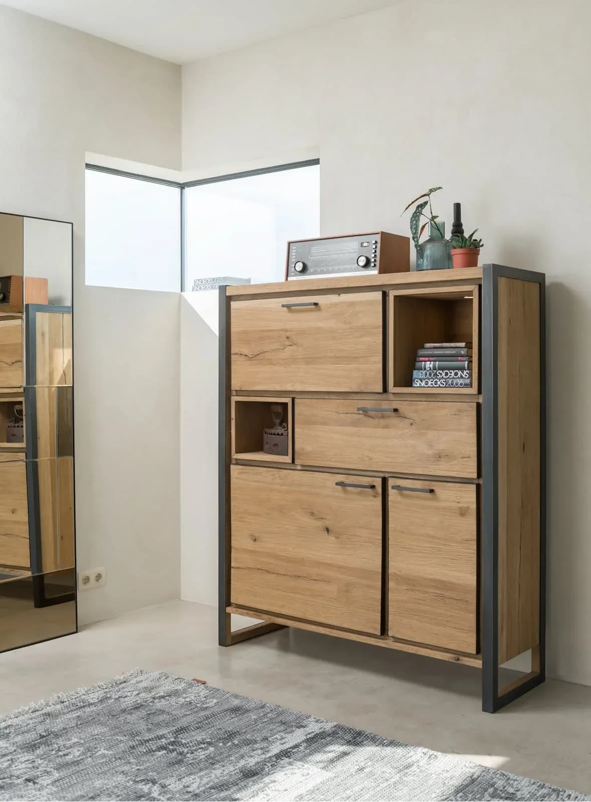 Metalo, Highboard 2-Türen + 1-Lade + 1-Klappe + 2-Nischen (+ LED)