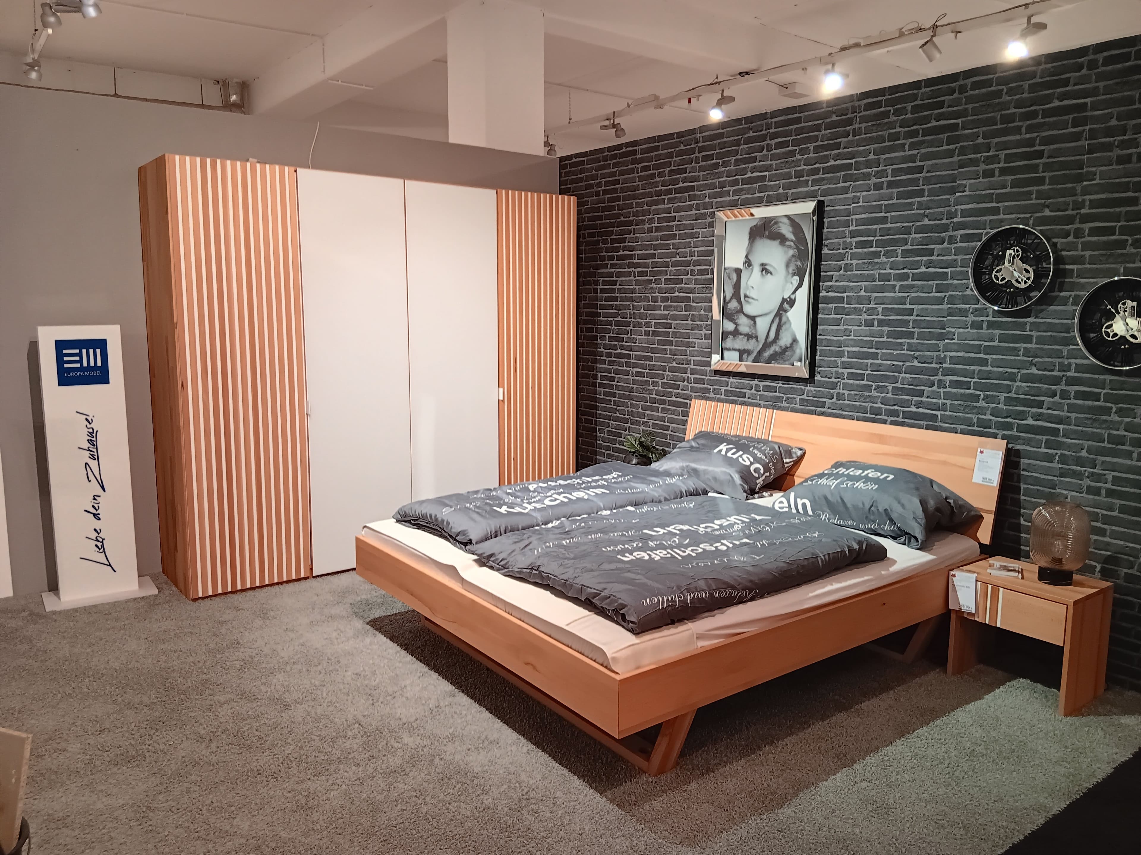Schlafzimmer "Tigris Natura" – Ausstellungsstück im Möbelhaus Gottwald – der Wohnfuchs