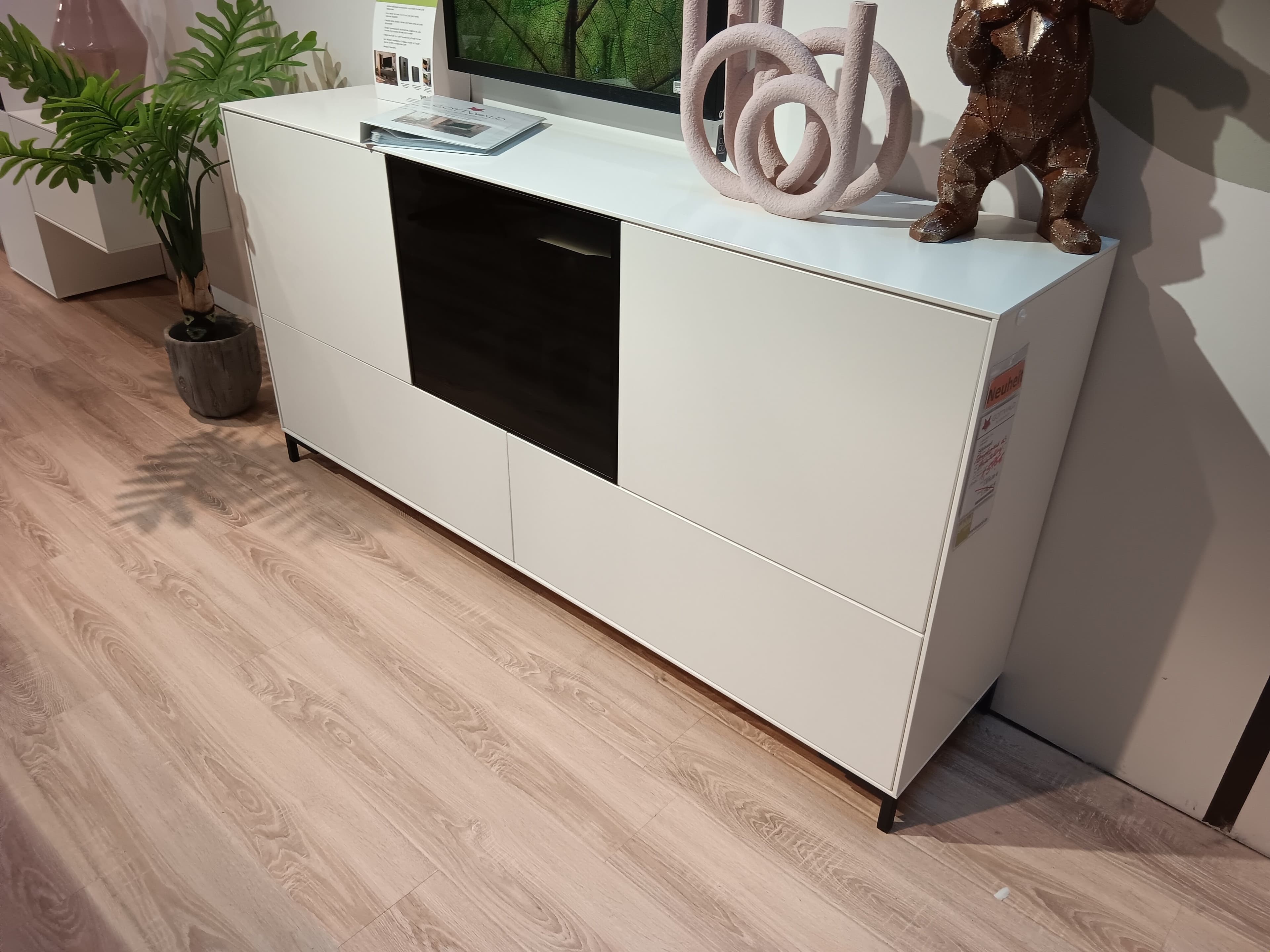 Sideboard "Media-Global" – Ausstellungsstück im Möbelhaus Gottwald – der Wohnfuchs